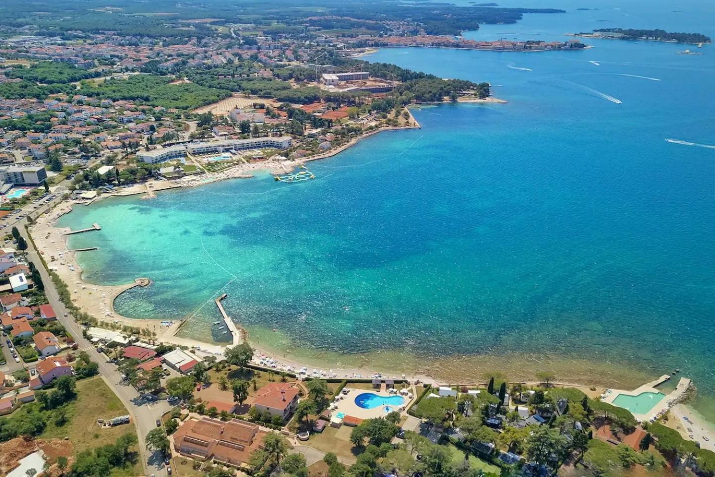 Luna 22 Poreč Buitenkant foto