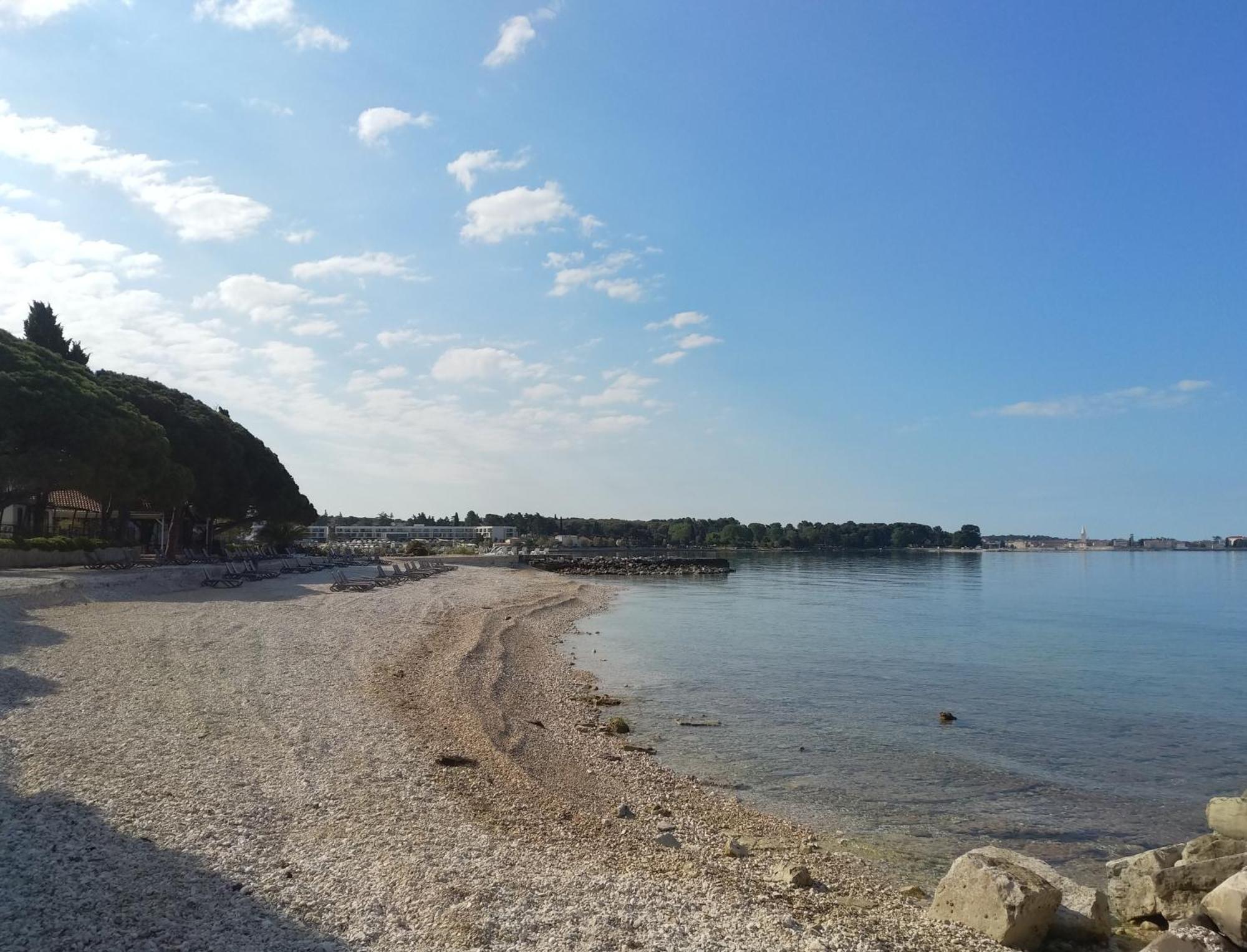 Luna 22 Poreč Buitenkant foto